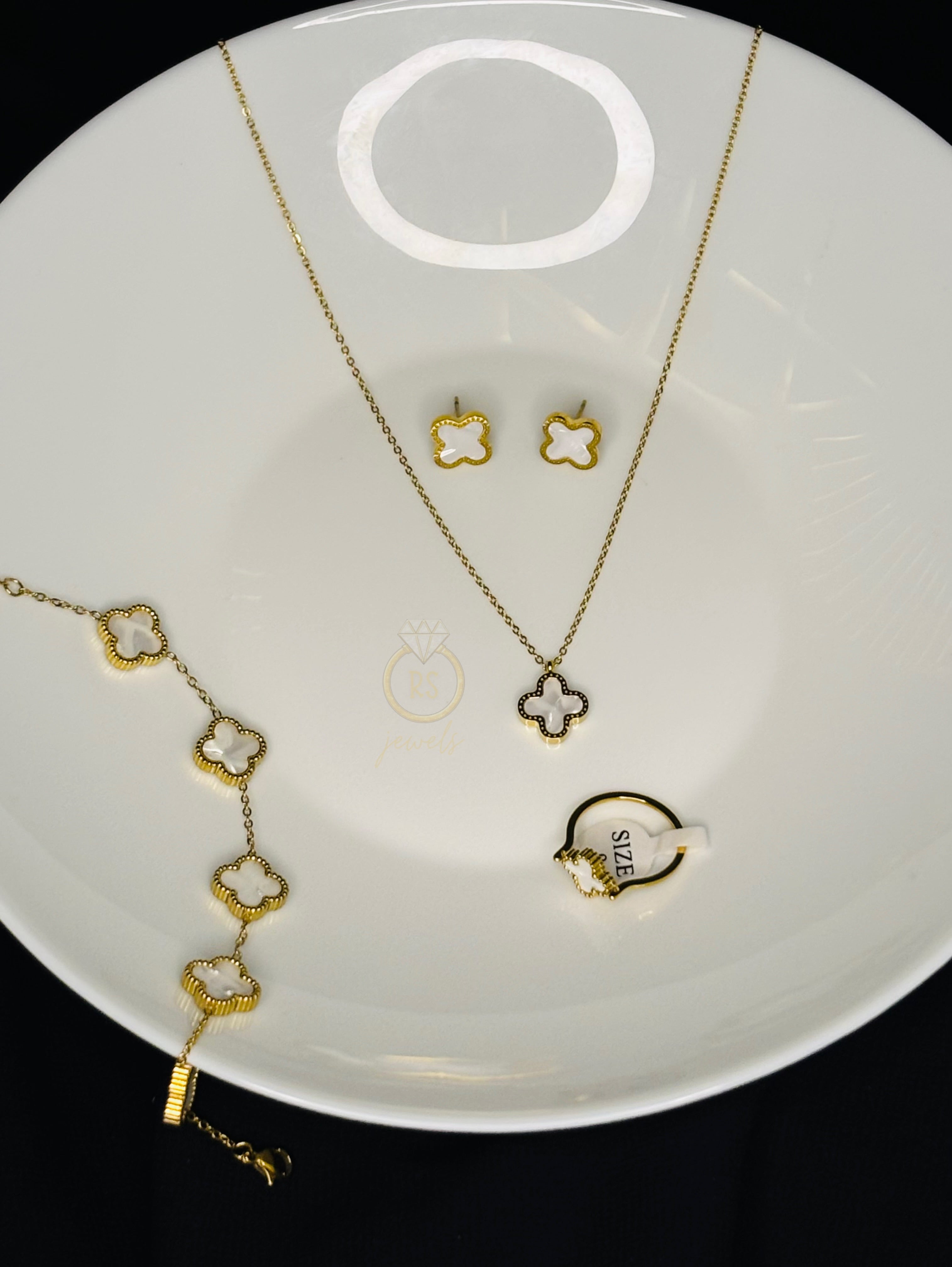 White Clover Combo Set