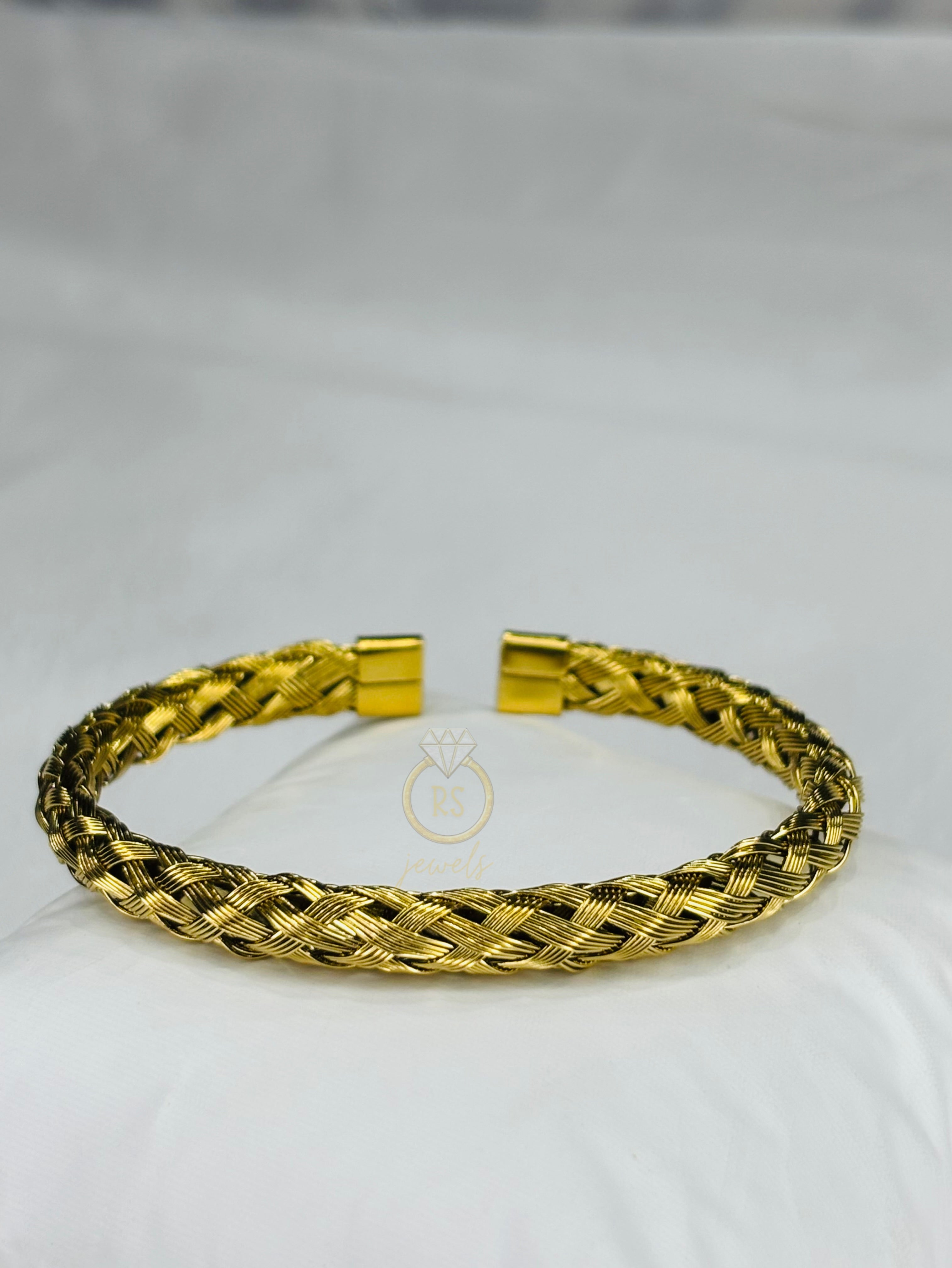 Rope bangle