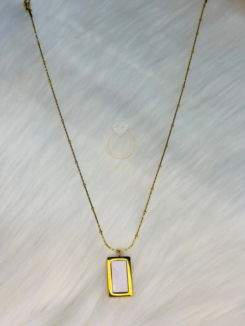 Black & White Pendant