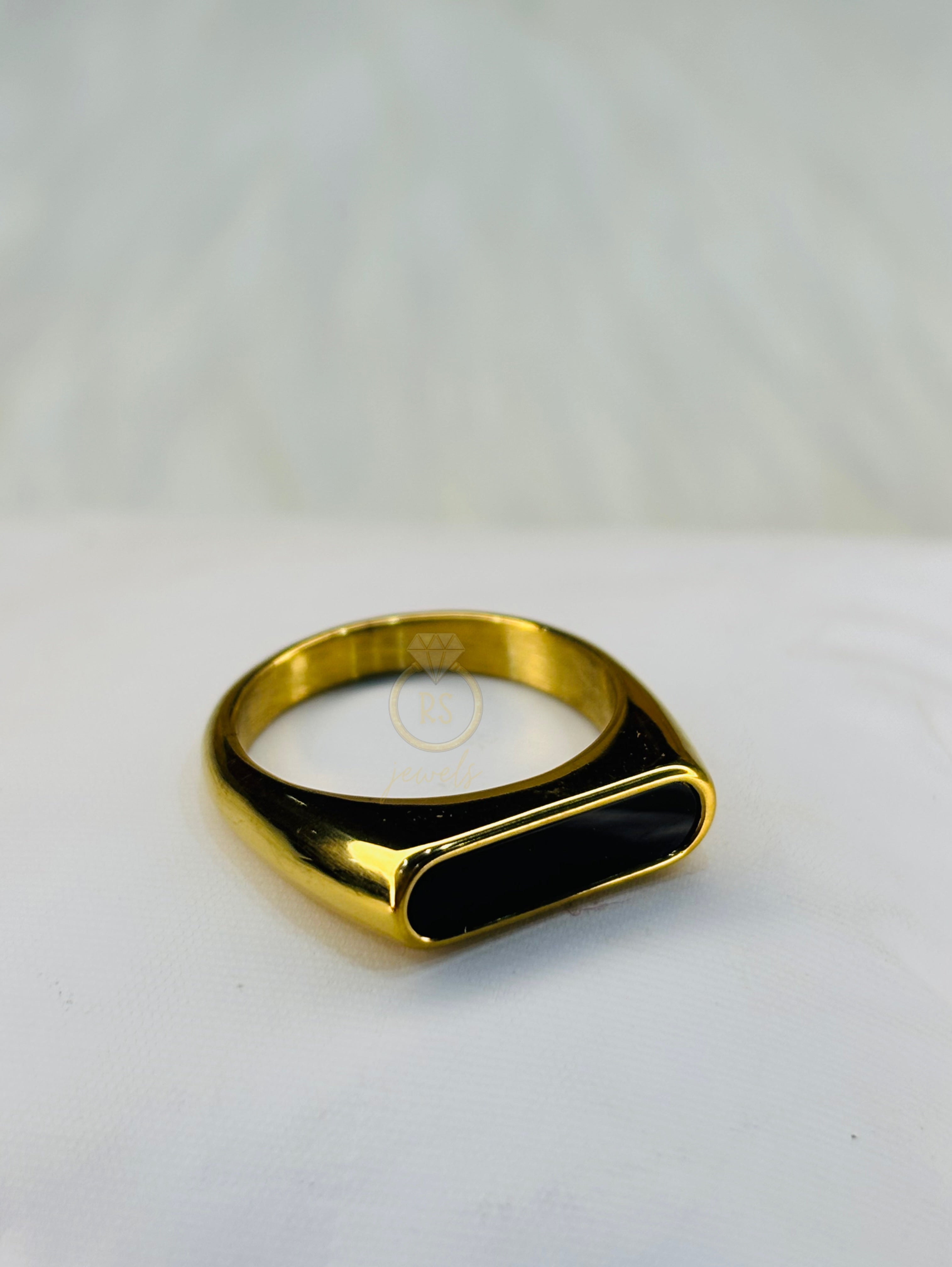 Onyx Ring